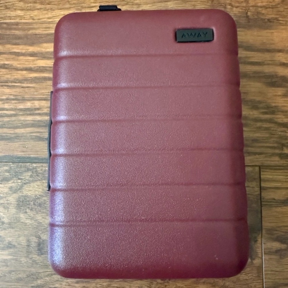 Away Mini in color “Brick”